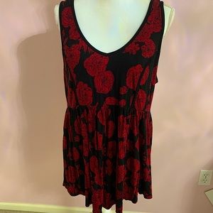 Torrid Black Flowy Top With Red Flowers NWOT SZ 2